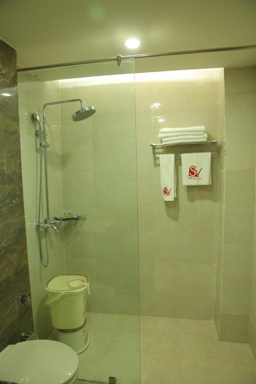 Hotel Sv Kashipur Стая снимка